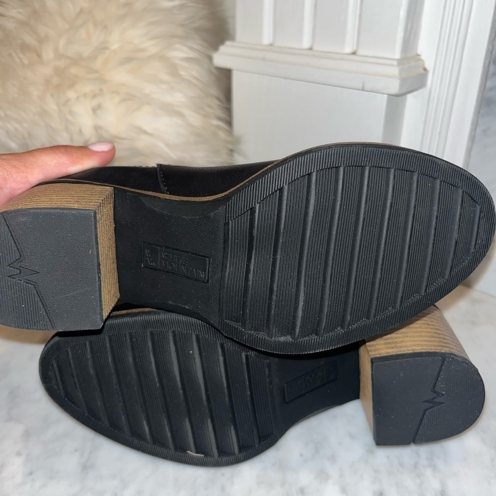 white Mountain Destiny Black Ankle Bootie Various Sizes - Picture 9 of 10